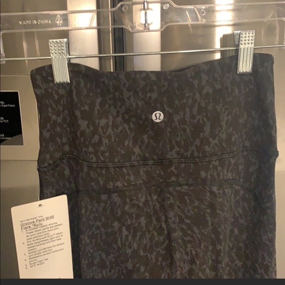 Lululemon Groove Super High Rise Flare Pant Nulu NWT - Picture 12 of 16